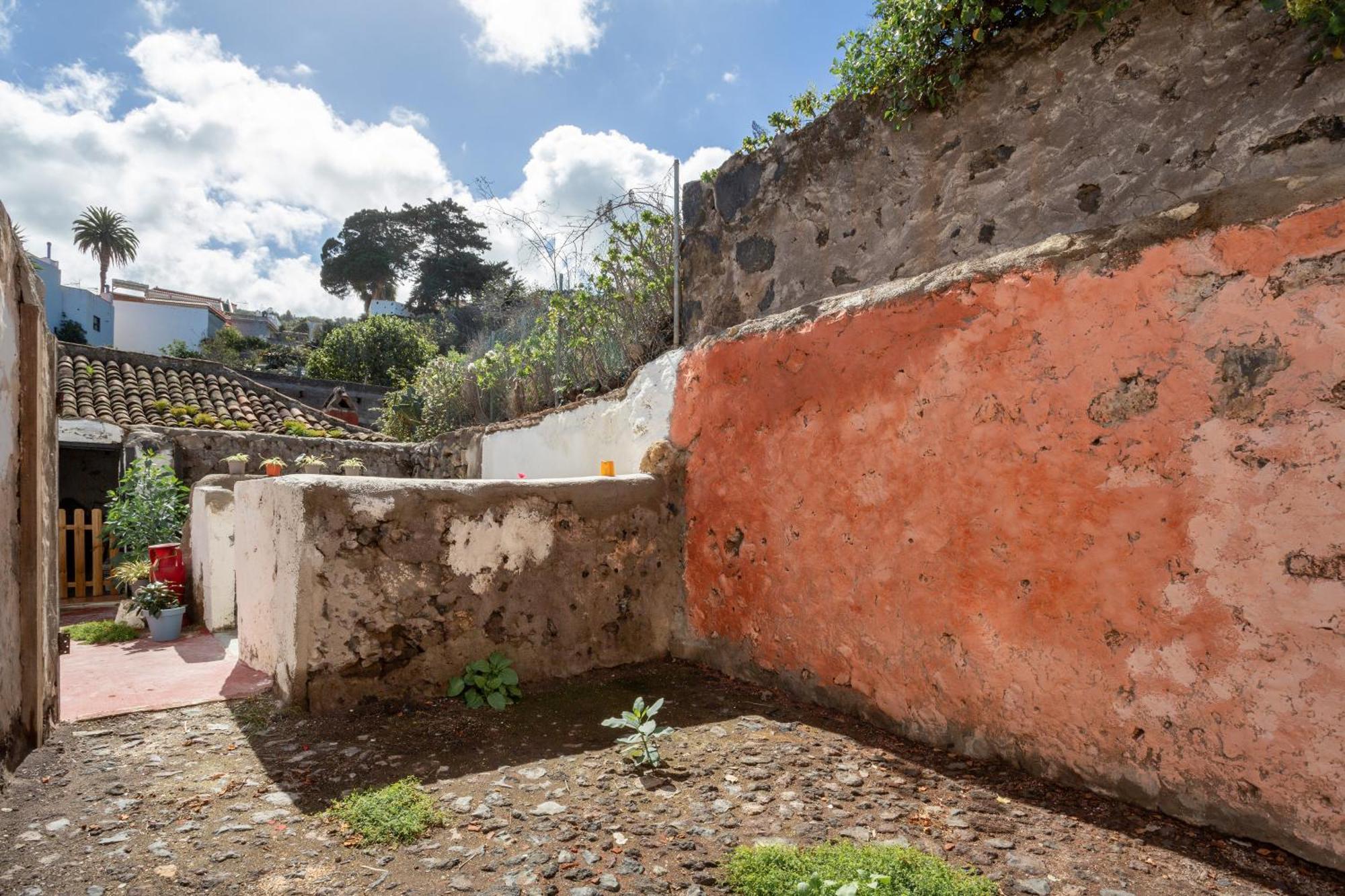 Готель Un Jardin Al Mar Genoves Екстер'єр фото