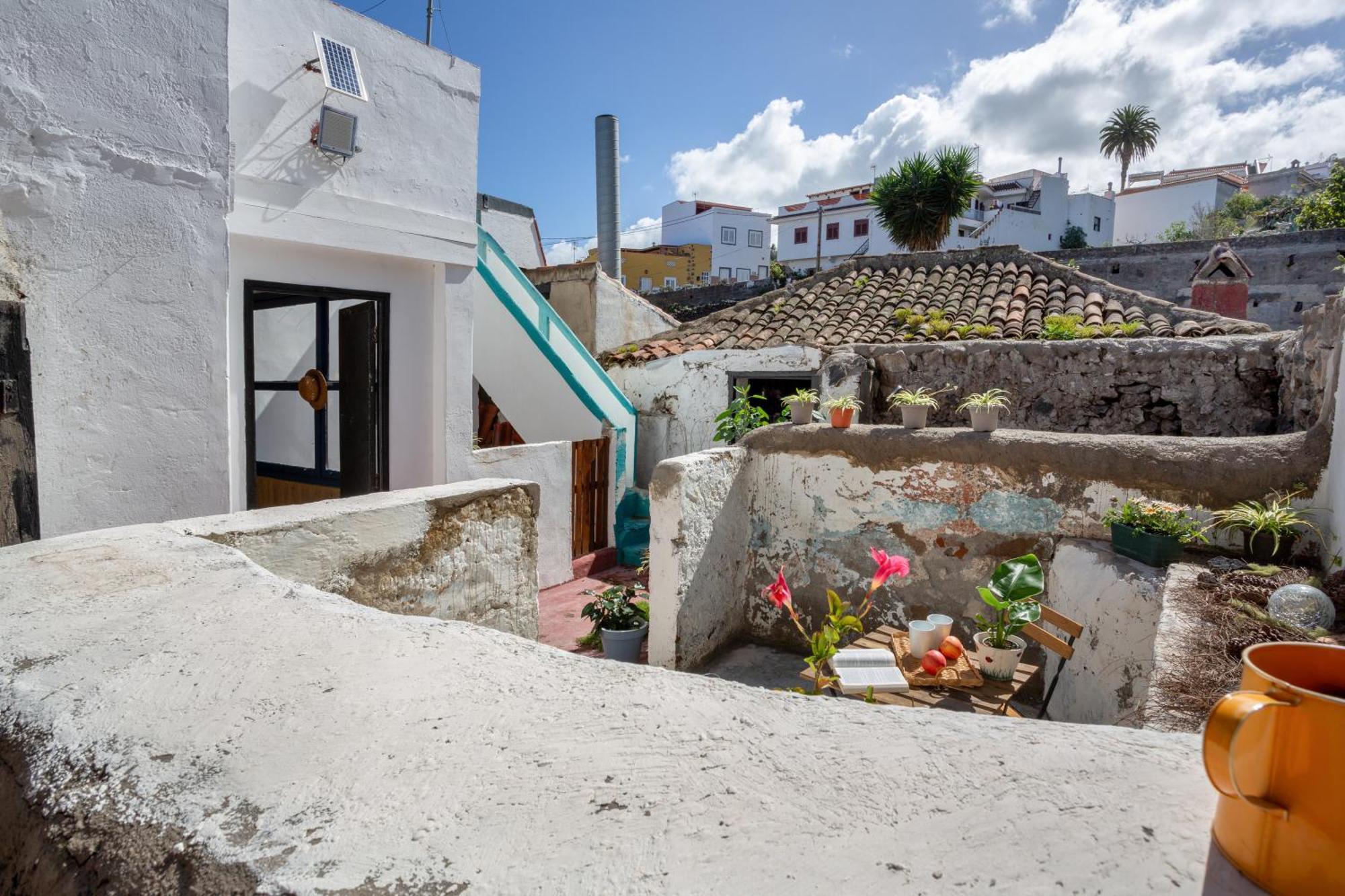 Готель Un Jardin Al Mar Genoves Екстер'єр фото