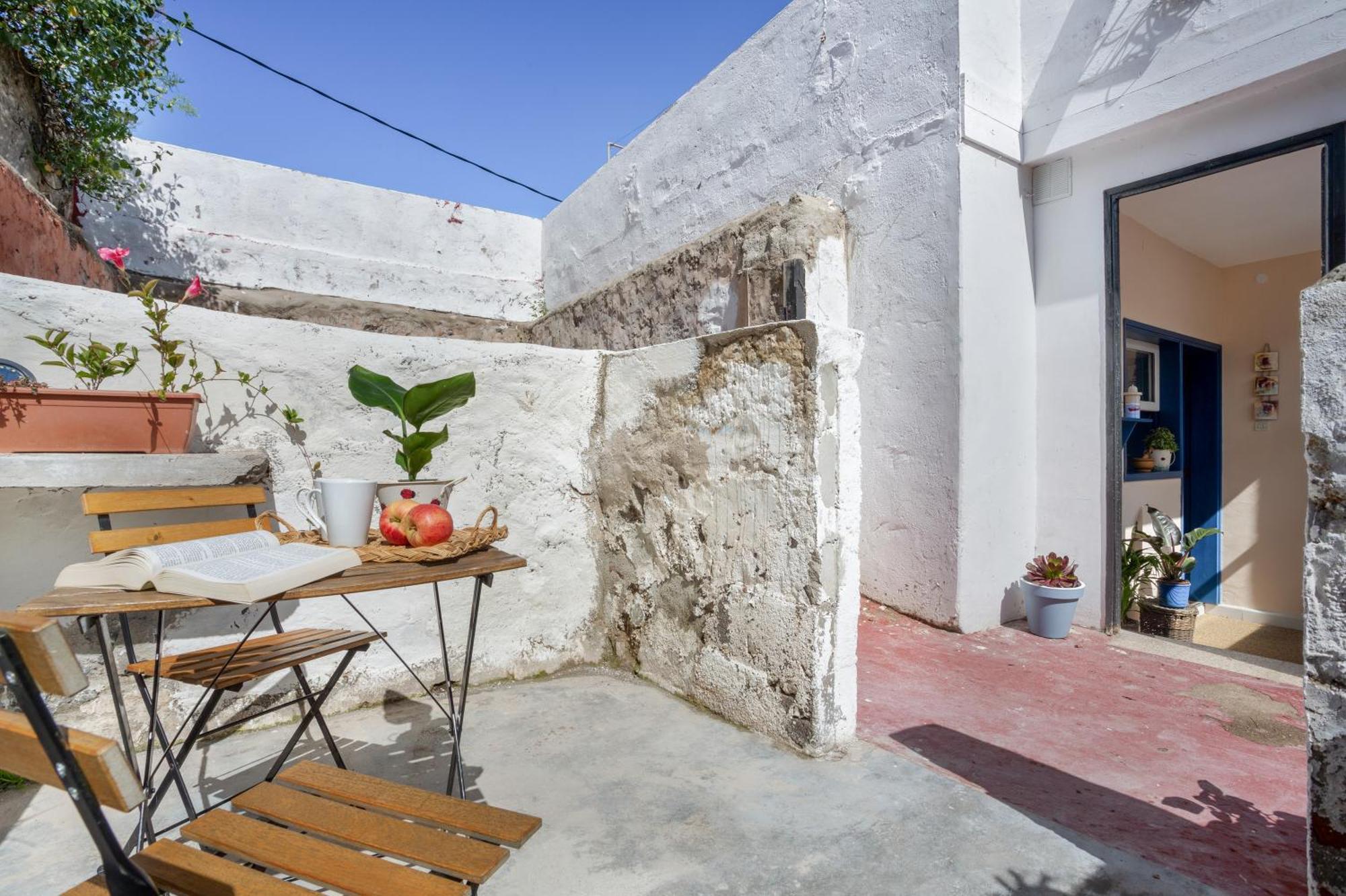 Готель Un Jardin Al Mar Genoves Екстер'єр фото